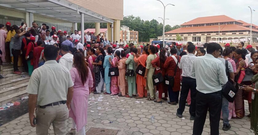 एमाले लुम्बिनीमा नयाँ नेतृत्वका लागि मतदान चल्दै