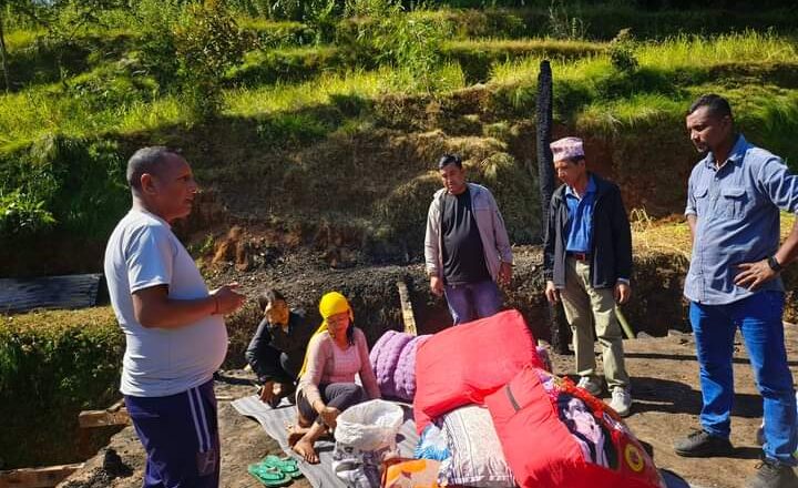 चन्दनपुरमा आगलागिबाट २० लाख बढिको क्षति